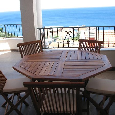 Apartments Leut Ilha Ilha Sveti Stefan Quarto foto