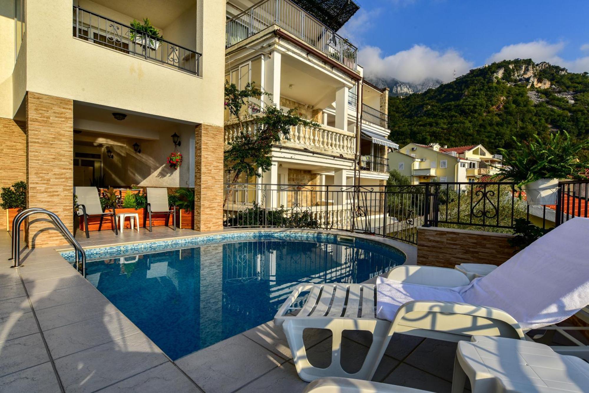 Apartments Leut Ilha Ilha Sveti Stefan Quarto foto